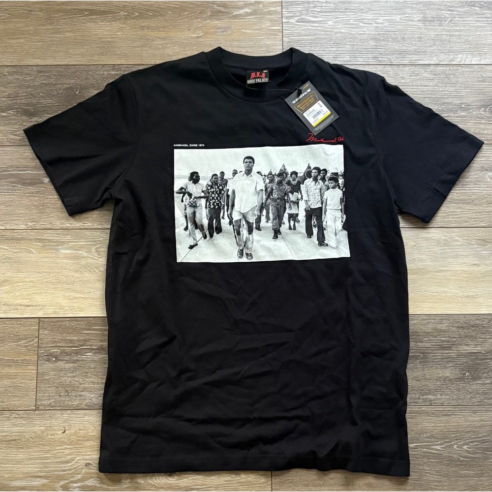 NWT Men's Mohammed Ali 'Zaire 1974' Tee - Small - Black